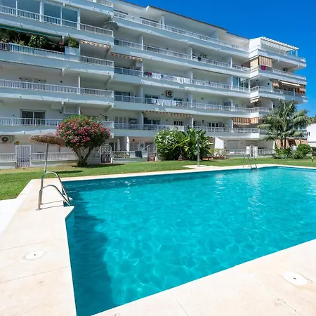 Luminoso Loft Con Piscina En Puerto Banus Apartment
