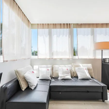 Apartment Luminoso Loft Con Piscina En Puerto Banus *