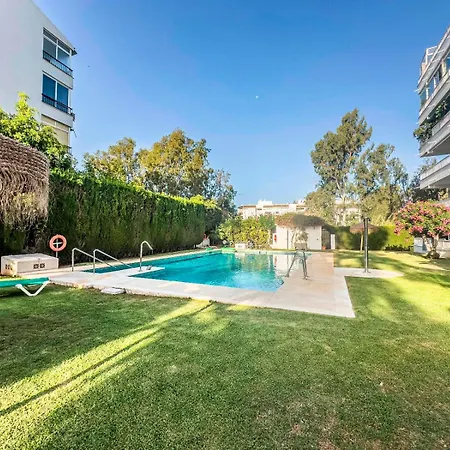Apartment Luminoso Loft Con Piscina En Puerto Banus